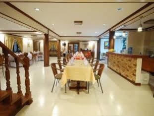 לגאזפי La Roca Veranda Suites & Restaurant מראה חיצוני תמונה